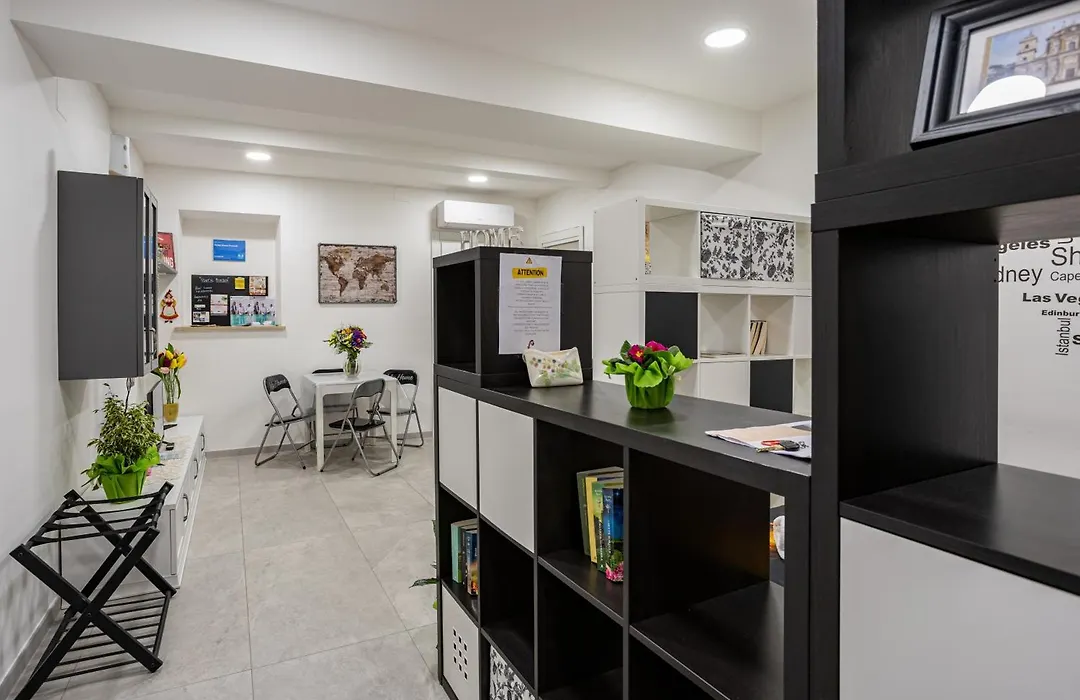 Petite House Frascati-1